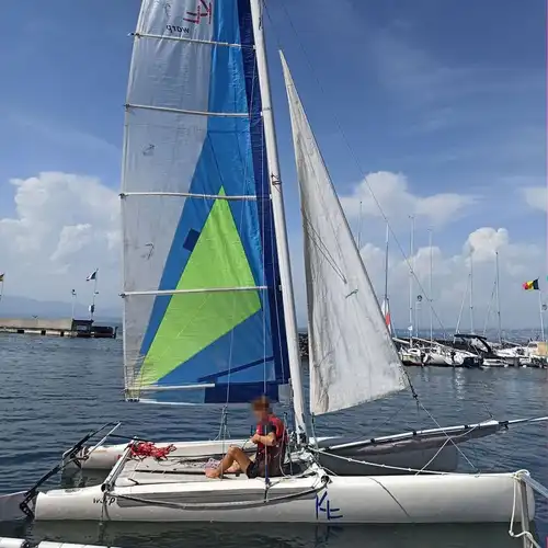 Vends cata 18 pieds KL WARP, calme ou foncer en sécurité