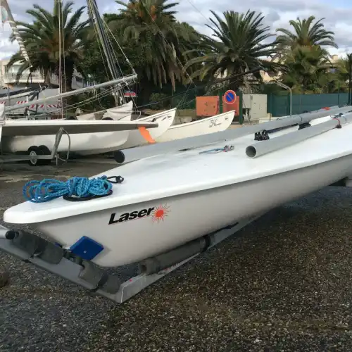 Laser (ILCA) à vendre  - (Laser Standard (ILCA 7)) Provence-Alpes-Côte d'Azur / Villeneuve-Loubet