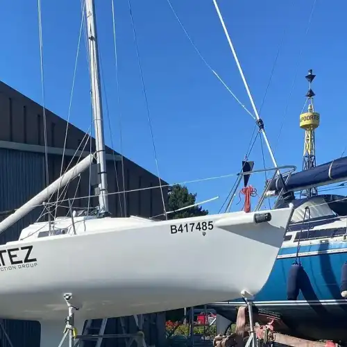 J80 à vendre  Vlaanderen / Nieuwpoort