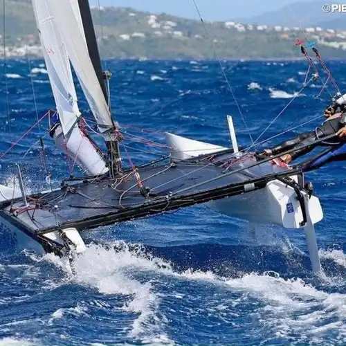 Formule 18 BCM à vendre à Le Robert, Martinique