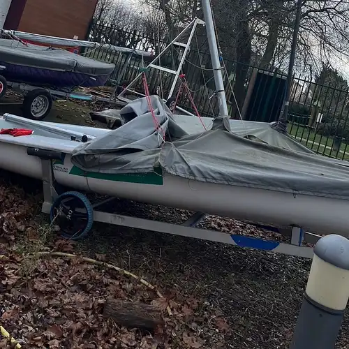 470 Mackay Boats à vendre à Paris