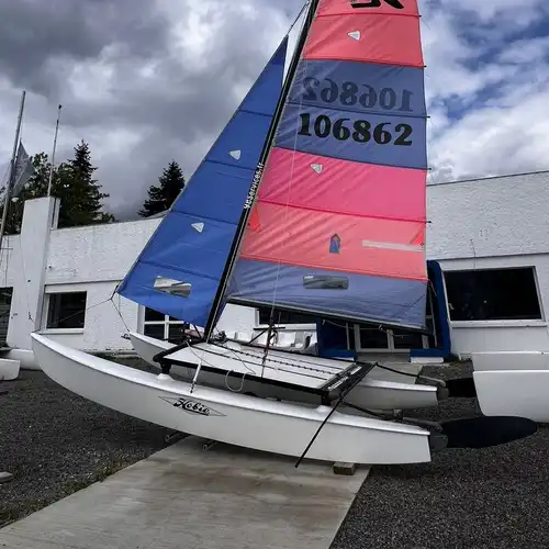 Catamaran Hobie Cat 16 à Bordeaux