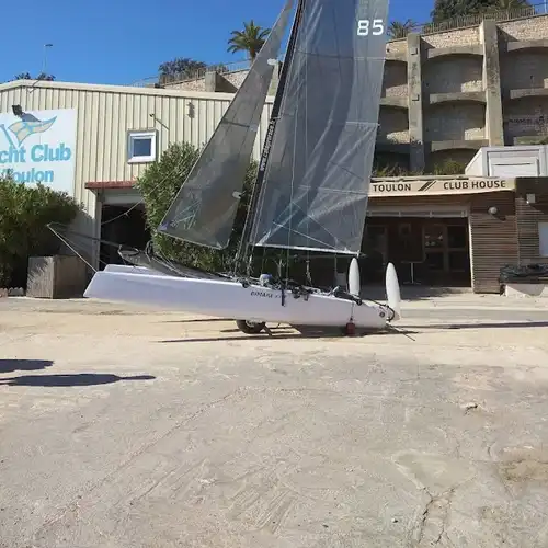 F16 Bimare à vendre à Toulon, Provence-Alpes-Côte d'Azur, France
