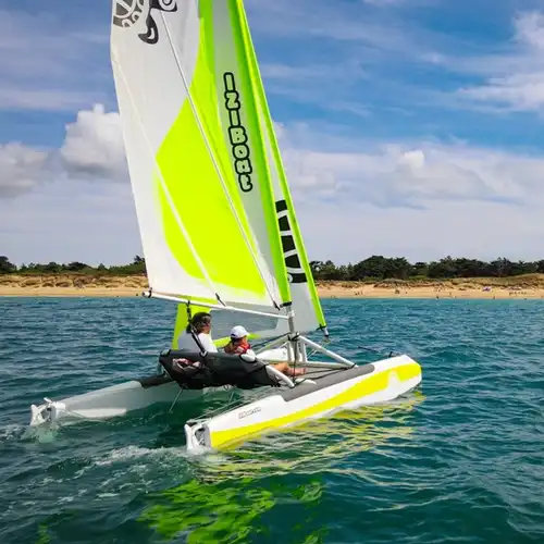 Catamaran IZIBoat® d'occasion à Prix exceptionnel !