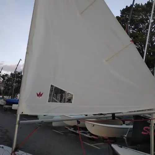 Voile(s) de Laser à vendre à Ploeren, Bretagne, France