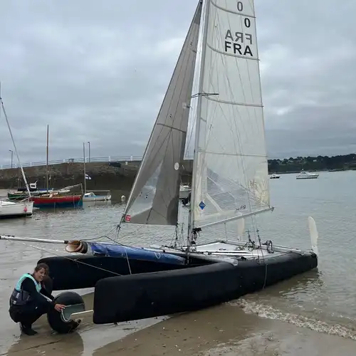 Formule 18 Cirrus à vendre à Locquirec