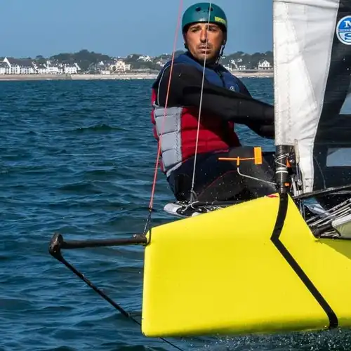 Moth foil International Mach 2 + remorque de route exceptionelle