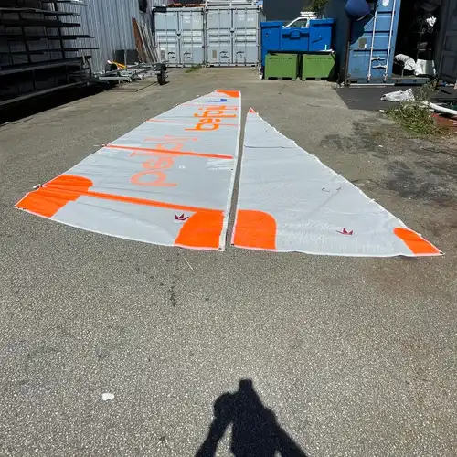 Ensemble Voile + Foc état neuf