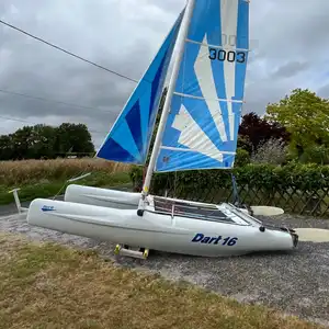 Divers catamarans Dart for sale in Mauges-sur-Loire