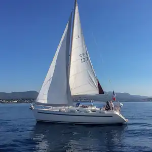 Divers voiliers de croisière Bavaria Yachts to rent in Six-Fours-les-Plages, Provence-Alpes-Côte d'Azur, France